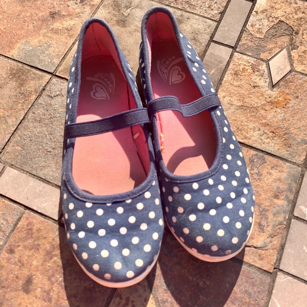 💜2/$10 Children’s place canvas print Mary Janes